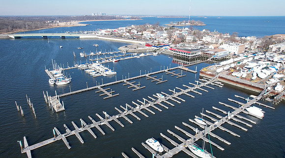 City Island Ave
